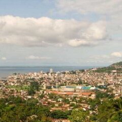 Отель The Swiss Freetown Сьерра-Леоне, Фритаун - отзывы, цены и фото номеров - забронировать отель The Swiss Freetown онлайн пляж фото 2