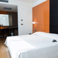 Отель T Hotel Италия, Кальяри - отзывы, цены и фото номеров - забронировать отель T Hotel онлайн комната для гостей фото 3