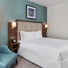 Отель Doubletree by Hilton Angel Kings Cross Лондон комната для гостей