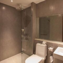 Отель X2 Vibe Phuket Patong 4* Стандартный номер разные типы кроватей фото 22