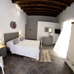Отель Reginella B&B Palermo Палермо сейф в номере