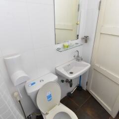 Апартаменты 101 Serviced Apartment Sukhumvit 22 Бангкок ванная фото 2