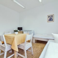 Carl Hostel München Мюнхен комната для гостей фото 5