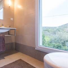 Отель The Lake Villa Mountains & Sea view Португалия, Фару - отзывы, цены и фото номеров - забронировать отель The Lake Villa Mountains & Sea view онлайн ванная