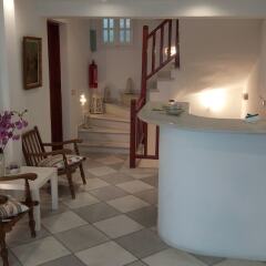 Отель Sofos Studios Fitness & Spa