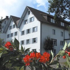 Hotel Zur Burg Sternberg Экстерталь парковка