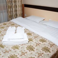 Mildom Express Hotel комната для гостей