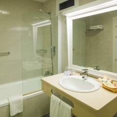 Hotel Monarque Torreblanca Фуэнхирола ванная фото 2