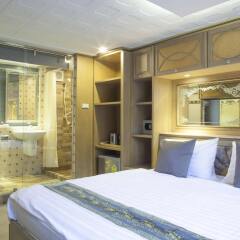 Golden Mountain Hostel в номере