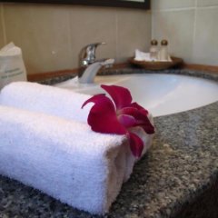 Отель La Mer Samui Resort Таиланд, Самуи - 1 отзыв об отеле, цены и фото номеров - забронировать отель La Mer Samui Resort онлайн ванная