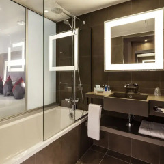 Отель Novotel London Blackfriars ванная