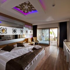 Отель Flora Garden Beach Club - Adults Only комната для гостей фото 5