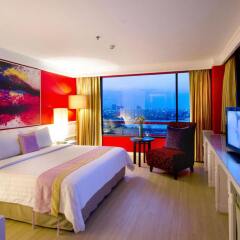 Отель Tongtara Riverview Бангкок комната для гостей фото 4