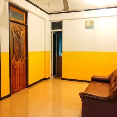 Отель Ashaz Inn (and Cafe) Мале сауна