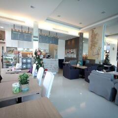 Отель S5 Residence and Cafe интерьер отеля