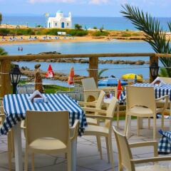 Апартаменты Myroandrou Beach Apartments пляж