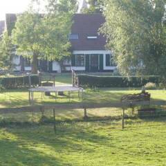 Отель B&B Fort Van Beieren