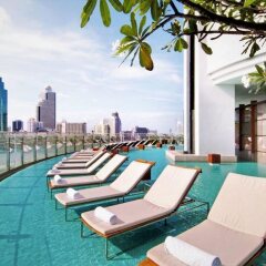 Отель Millennium Hilton Bangkok бассейн фото 2