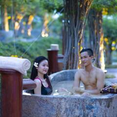 Отель MerPerle Hon Tam Resort с домашними животными