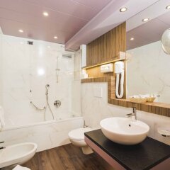 Отель Grand Hotel Terme Италия, Монтегротто-Терме - отзывы, цены и фото номеров - забронировать отель Grand Hotel Terme онлайн ванная фото 2