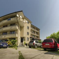 Отель Perla парковка