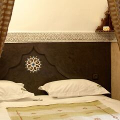 Отель Riad Ta'Achchaqa Марракеш комната для гостей фото 2