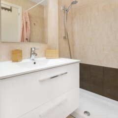 Отель Stay U-nique Poble Sec Tapas Route Барселона ванная