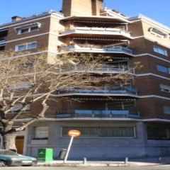 Отель Apartamentos Los Jeronimos Испания, Мадрид - отзывы, цены и фото номеров - забронировать отель Apartamentos Los Jeronimos онлайн вид на фасад