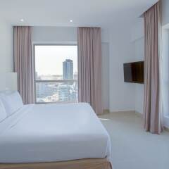 Ramada Hotel & Suites by Wyndham JBR Дубай фото 10