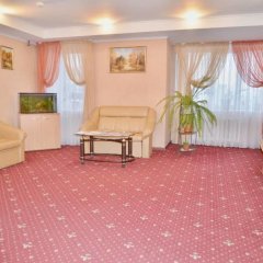 Гостиница Филтон в Тюмени 1 отзыв об отеле, цены и фото номеров - забронировать гостиницу Филтон онлайн Тюмень комната для гостей фото 2