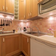 Апартаменты Monti Apartment few Steps from Colosseum в номере