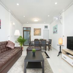 Отель Cozy TownHouse HuaLampong Бангкок комната для гостей