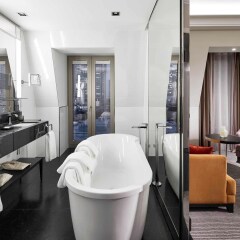 Отель Sofitel Frankfurt Opera Германия, Франкфурт-на-Майне - отзывы, цены и фото номеров - забронировать отель Sofitel Frankfurt Opera онлайн ванная фото 2