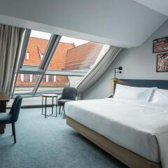 Отель Hilton Garden Inn Riga Old Town Латвия, Рига - отзывы, цены и фото номеров - забронировать отель Hilton Garden Inn Riga Old Town онлайн комната для гостей