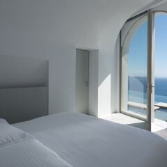 Отель Echoes Luxury Suites by Canvas - Adults Only Греция, Остров Санторини - отзывы, цены и фото номеров - забронировать отель Echoes Luxury Suites by Canvas - Adults Only онлайн комната для гостей фото 4