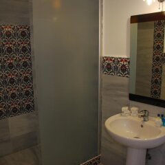 Focantique Hotel Турция, Фоча - отзывы, цены и фото номеров - забронировать отель Focantique Hotel онлайн ванная