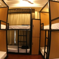 BedBug Hostel by Madpackers детские мероприятия