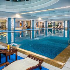 Kuntai Royal Hotel бассейн