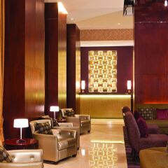 Отель DoubleTree by Hilton New York Downtown интерьер отеля фото 3