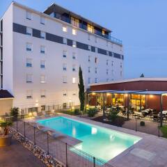 Отель Gatsby Hotel & Restaurant by Happyculture Франция, Шасьё - отзывы, цены и фото номеров - забронировать отель Gatsby Hotel & Restaurant by Happyculture онлайн бассейн фото 2