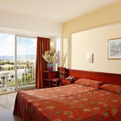 Hotel Roc Linda комната для гостей