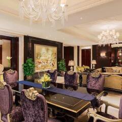 Отель Wanda Realm Nanjing гостиничный бар