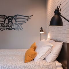 Отель FM Luxury 1-BDR Apartment - Rock'n'Roll Болгария, София - отзывы, цены и фото номеров - забронировать отель FM Luxury 1-BDR Apartment - Rock'n'Roll онлайн