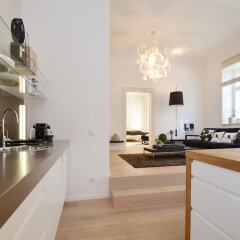 Апартаменты Best Deal in Town ! 'PURO' Exclusive Designer Apartment in the Center Мюнхен в номере