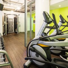 Отель The New Yorker Hotel Köln-Messe Германия, Кёльн - 8 отзывов об отеле, цены и фото номеров - забронировать отель The New Yorker Hotel Köln-Messe онлайн фитнесс-зал фото 2