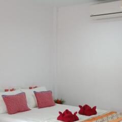 Отель Hassana Garden Home Ланта сейф в номере