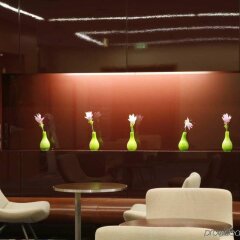 Отель Hilton Düsseldorf гостиничный бар