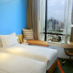 Days Hotel By Wyndham Singapore At Zhongshan Park Сингапур комната для гостей
