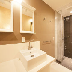 Отель Centurion Hotel Residential Cabin Tower Япония, Токио - отзывы, цены и фото номеров - забронировать отель Centurion Hotel Residential Cabin Tower онлайн ванная фото 2