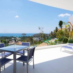 Отель The View Phuket пляж